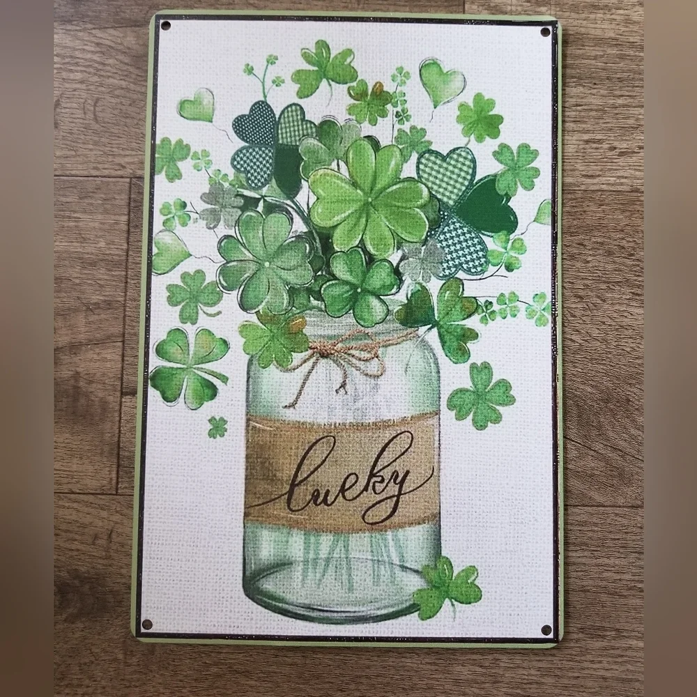 Lucky Clover Metal Sign - Picture 1 of 1